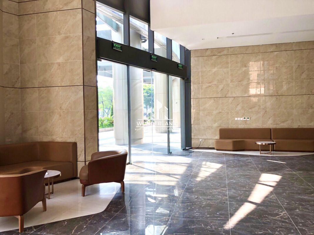 Sảnh lễ tân tại Diamond Park Plaza quận Ba Đình