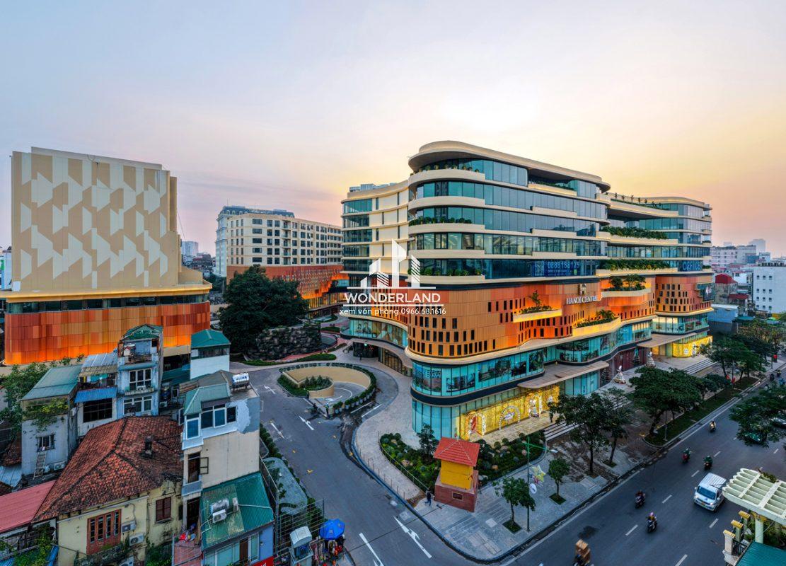 Tiến Bộ Plaza