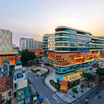 Tiến Bộ Plaza