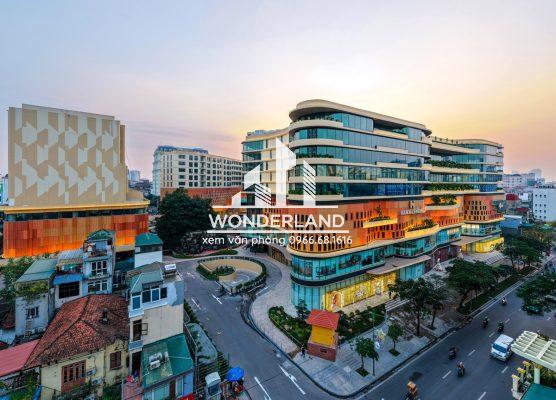 Tiến Bộ Plaza