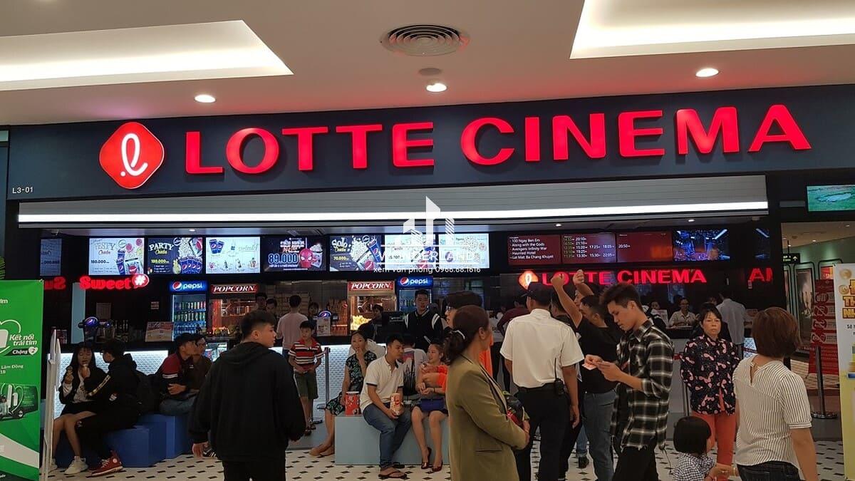 Lotte Center Hanoi có rạp chiếu phim không?
