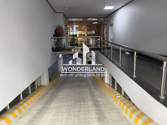Asia Tower Hoàn Kiếm lối vào hầm để xe