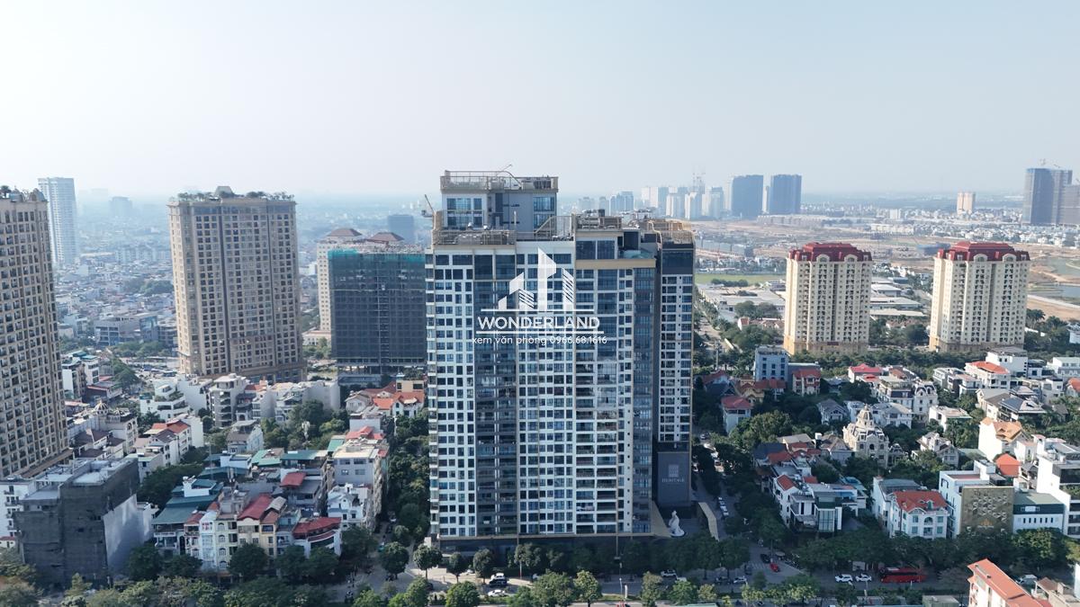 Heritage West Lake